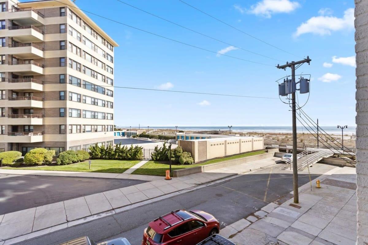 Modern 4Br 2Ba Apt Steps To The Beach Open Living Atlantic City Bagian luar foto