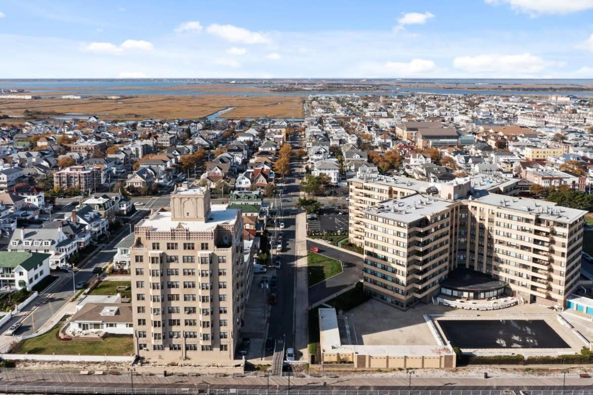 Modern 4Br 2Ba Apt Steps To The Beach Open Living Atlantic City Bagian luar foto